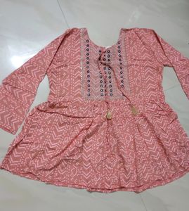 Women's Rayon Casual Wear Embellished Short Kurti