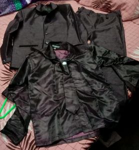 Suit For Boy's Wear😍