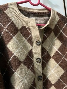 Argyle Pattern Cropped Cardigan