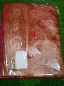 Elegant Red &amp; Gold Banarasi Silk Saree