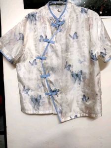 Trendy Chinese top