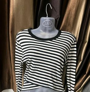 Black &amp; White Striped Long Sleeve Top