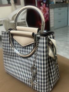 Chic Gingham Handbag
