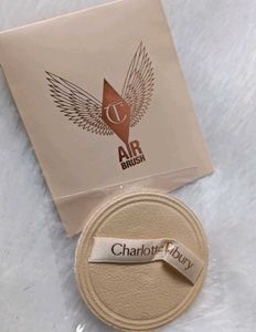 Charlotte Tilbury Powder Puff ♥️💕