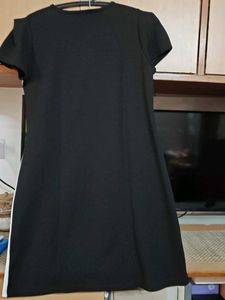 Chic Black &amp; White Lace Trimmed Dress