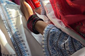 Blue &amp; White Ethnic Kurta Set with red d