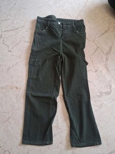 Stylish Millitary Green Cargo Pants