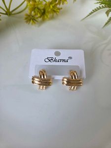 Gold Tone Knot Design Earrings