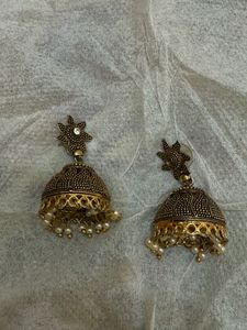 Beautiful Jhumka Earrings