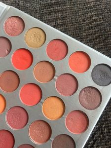 Jaclyn Hill Eyeshadow Palette