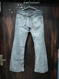 Women's Grey Washed Low-Rise Flared Jeans