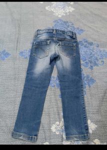 A bundle of Jeans 👖 3pc