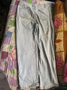 Urbanic light wash jeans