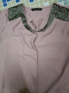 Full sleeves Top