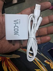 FAST CHARGING 20 W CHARGER DUAL USB