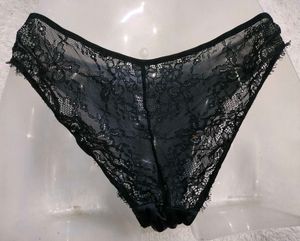 Elegant Black Satin &amp; Lace Thong Panty 🖤
