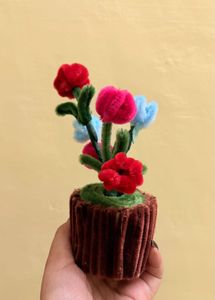 Cute Pipe Cleaner Flower Pot Decor💕