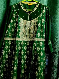 Elegant Green Kurta Set