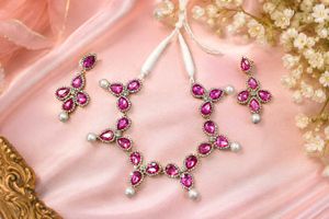 Stunning Pink Stone & Pearl Necklace Set