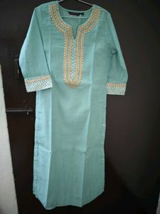 Elegant premium Teal Kurta set with Embellished Ne