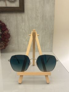 Vincent Chase By Lenskart size m Stylish Sunglasse