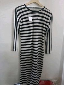 Striped Long Sleeve Midi Dress