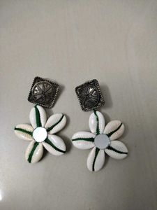 Cowrie Shell Jwellery