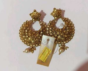Exquisite Gold Plated Earrings with Pearls