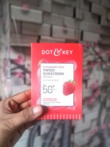 Dot & Key Strawberry Dew Tinted Sunscreen