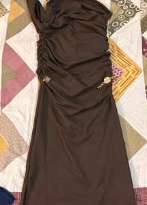 Elegant Brown Maxi Dress With Scarf