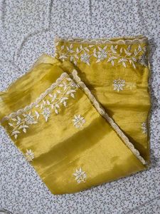 Elegant Yellow Saree with Blouse 💛✨️