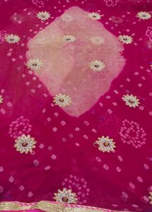pure georgate Pink Bandhani Saree with Embroi