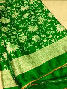 Elegant Green Floral Print Saree with blouse