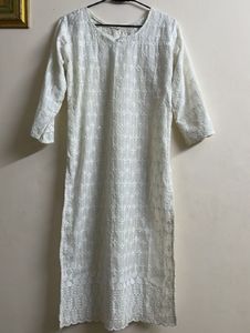 Elegant White Chikankari Kurta