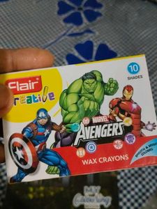 Flair Avengers Coloring Book &amp; Crayons Set