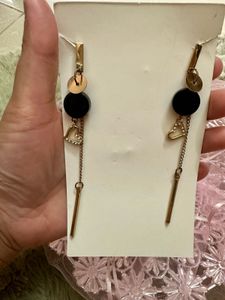 Dangling Heart Earrings