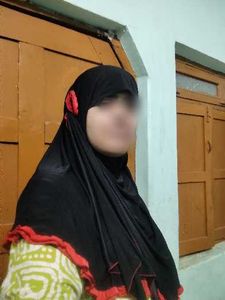 Elegent Stylish Black Hijab with Red Trim