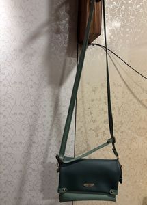 Stylish Two-Tone Shoulder Bag
