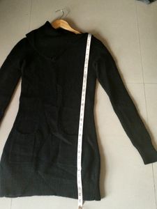 Black Pullover
