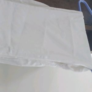 white stretchable pant for suits. size is small and the fabric is stretchable.