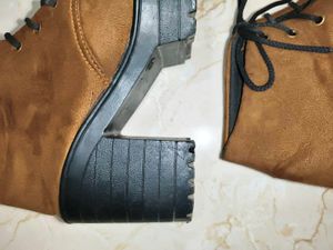 Chunky Heel Lace-Up Boots