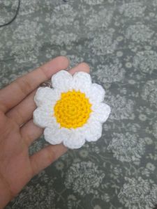 Crocheted Daisy Keychain
