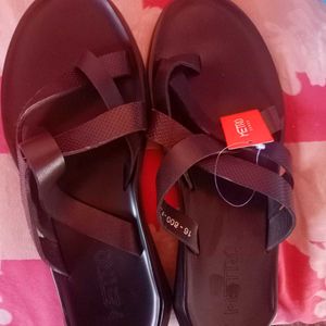 Metro Women's Flat Sandals