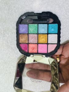 Sparkling Eyeshadow Palette