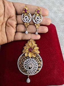 Pendant Set