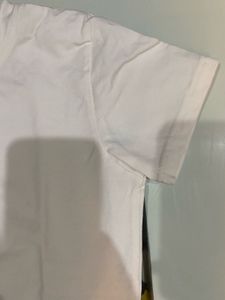 Fitted White T-Shirt