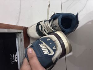 Jordan Sneakers
