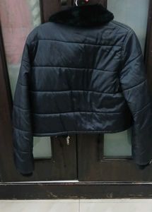 Jeffrey Rogers Black Puffer Jacket - M Size