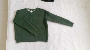 V-neck sweater for women