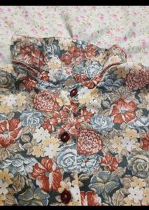 Floral Print Shirt Medium Size